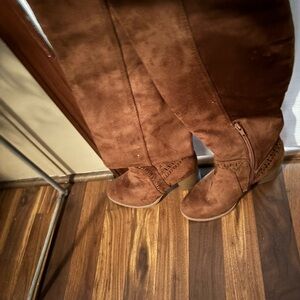 Brown Suede Women's Boots